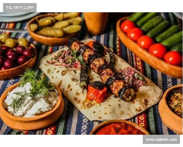 阿尔梅里亚周边旅游探索：历史遗迹、美食文化与自然风光的完美融合